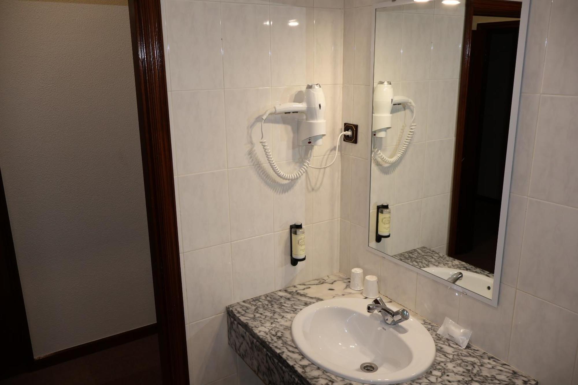 Hotel Santhyago Trofa Dış mekan fotoğraf